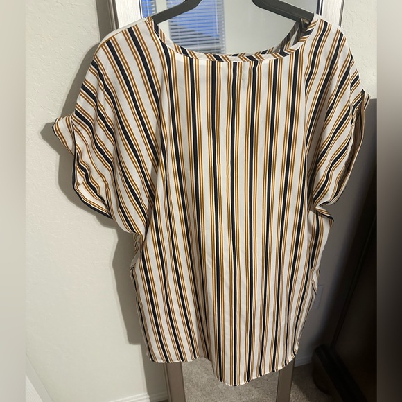 Speed Limit striped blouse size 2X - Picture 5 of 9